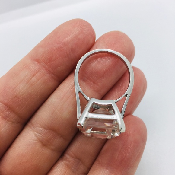 Vintage Sterling Silver Rock Crystal Quartz Ring - Picture 6 of 15